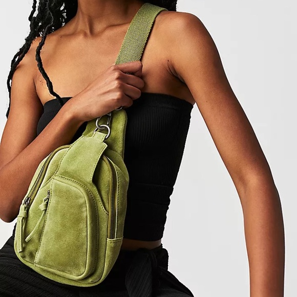 Free people Hudson sling bag in green - Picture 1 of 9